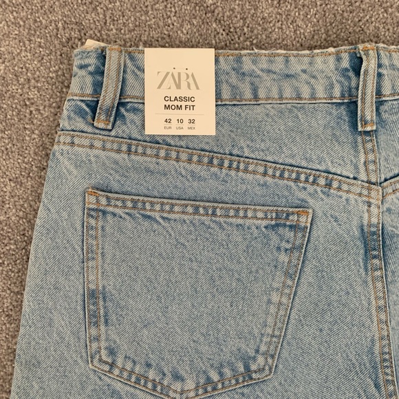 (SOLD) Zara Classic Mom Fit Jeans (10) - Picture 5 of 5